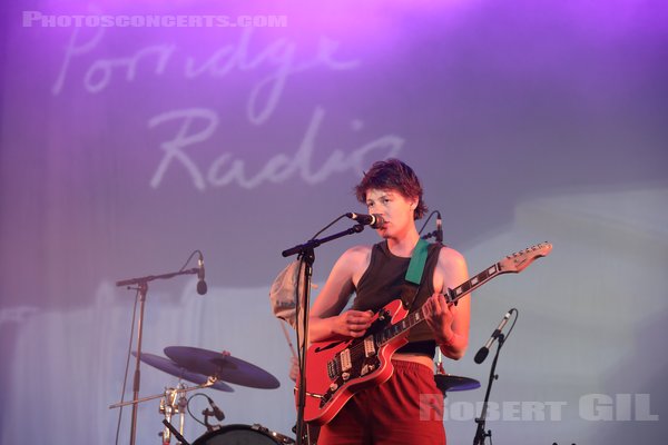 PORRIDGE RADIO - 2023-05-28 - ANGERS - Le Chabada - Scene Elevation - Dana Margolin
